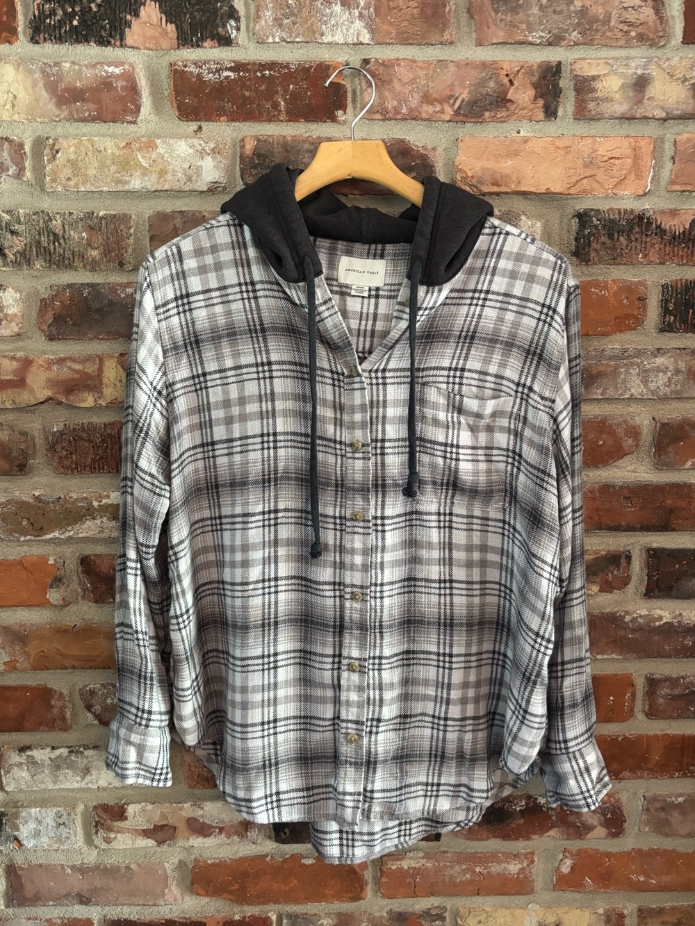 American Eagle Gray Plaid Hoodie Long Sleeve Flannel Button Up Shirt Top, M